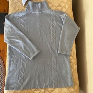 Brooks Brothers women’s M cable knit tunic